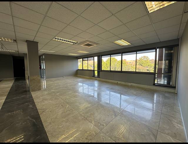 317M² OFFICE TO LET IN WOODMEAD
